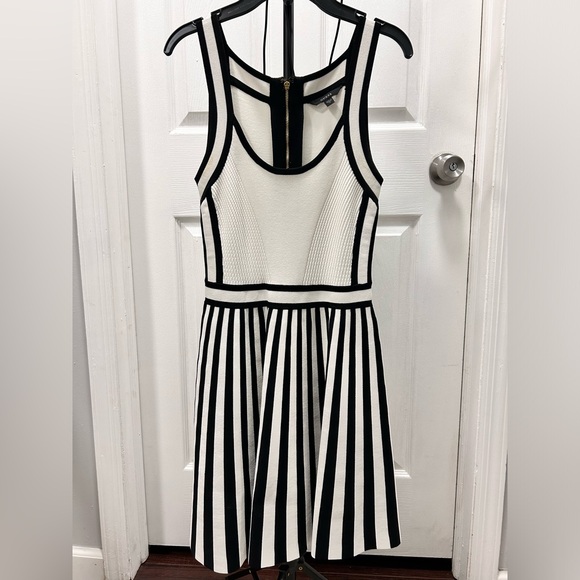 GUESS Black and White Striped Dress - Picture 1 of 5